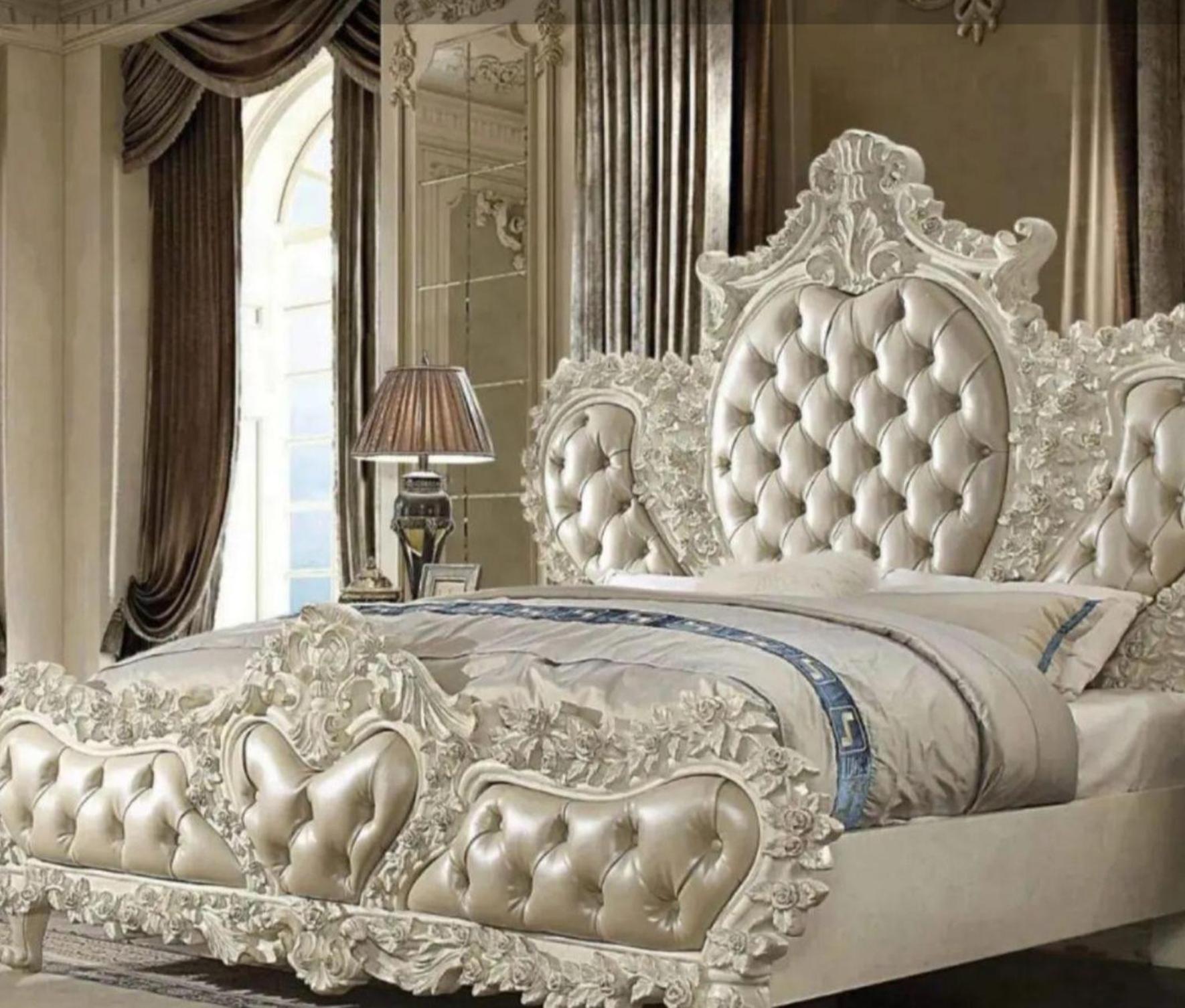 Empress Madani Palace Hotel เซอร์รีย์ ภายนอก รูปภาพ